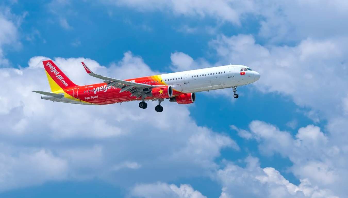 trẻ em đi máy bay cần giấy tờ gì
