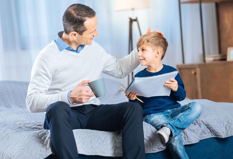 cách giúp con tự tin hơn