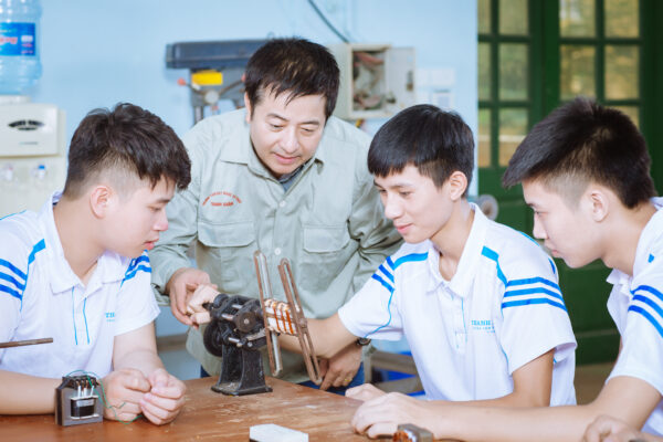 trường học